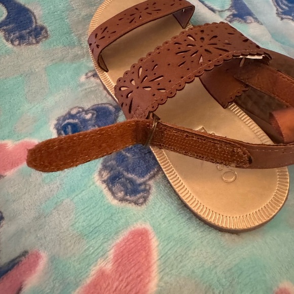 OshKosh B’gosh Girls Brown Megha Fashion Velcro Closure Sandal: 12 - Picture 11 of 12